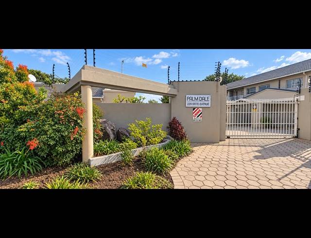 2 BEDROOM TOWNHOUSE FOR SALE IN WIERDA PARK